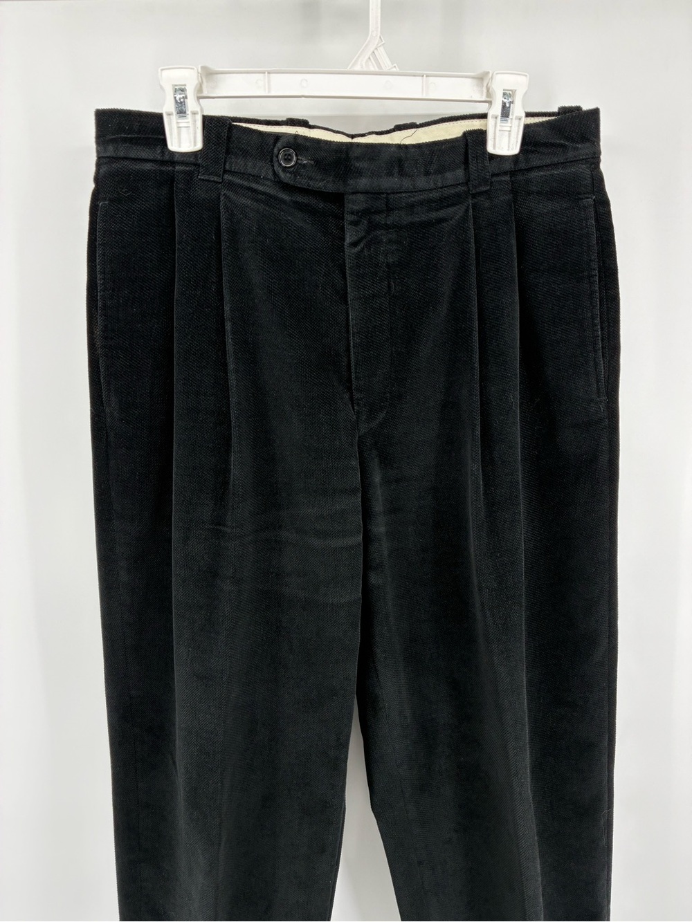 Harry Rosen Men's Black Corduroy Pleated Pants
